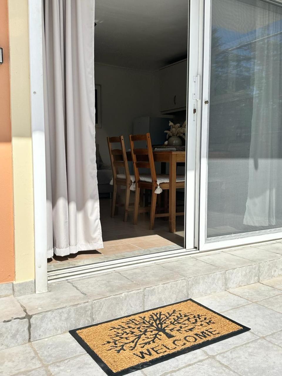 Corfu Lakeside Cottage 卡诺尼 外观 照片