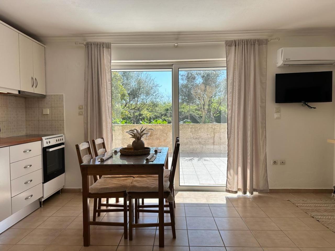 Corfu Lakeside Cottage 卡诺尼 外观 照片