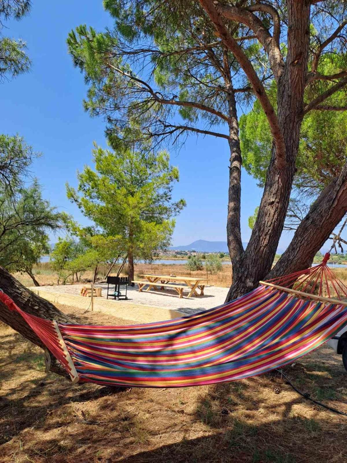 Corfu Lakeside Cottage 卡诺尼 外观 照片